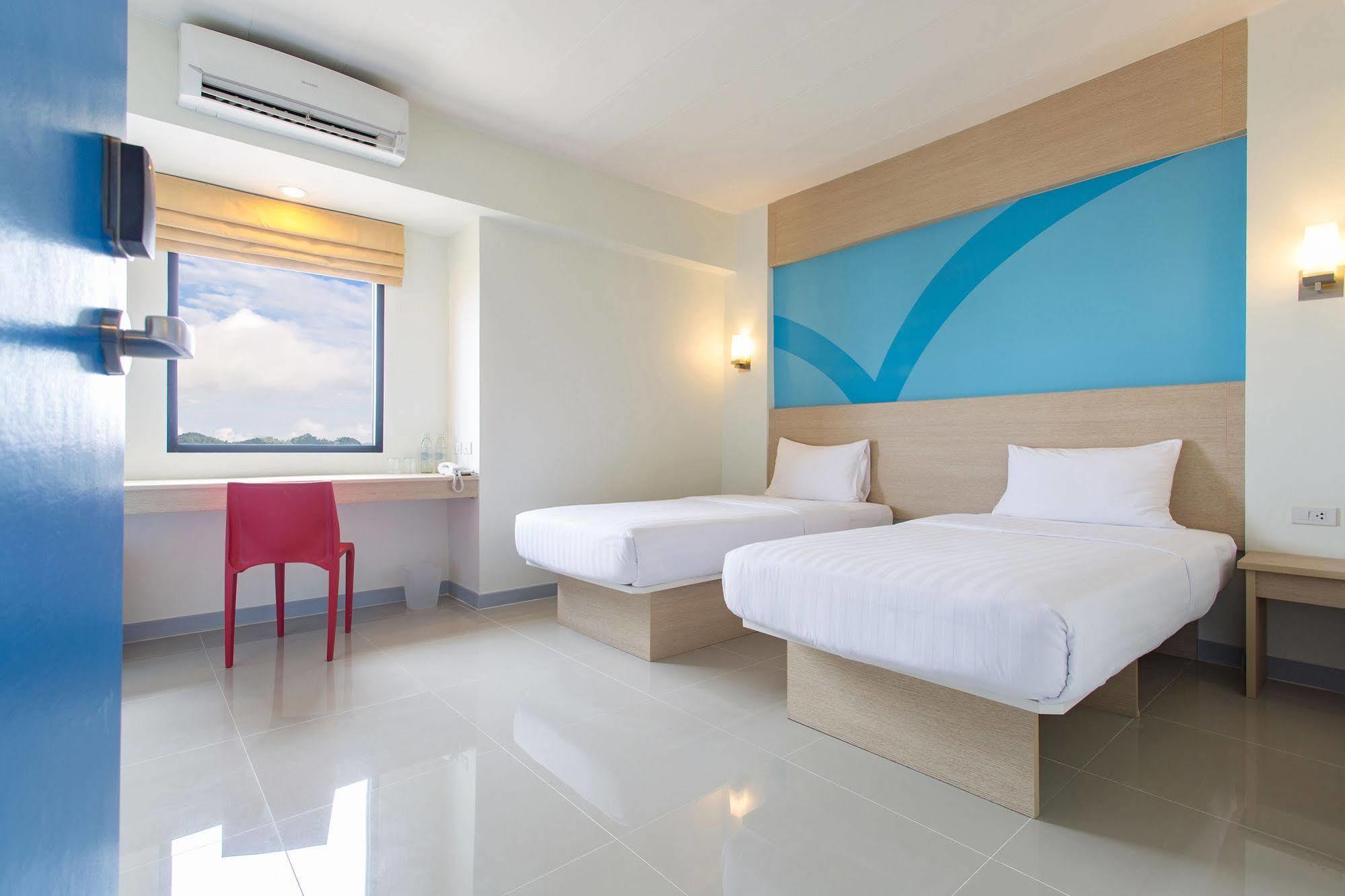 فندق هوب إن فوكيت Phuket المظهر الخارجي الصورة